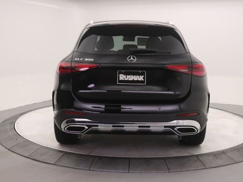 New 2026 Mercedes-Benz GLC 300 image 3