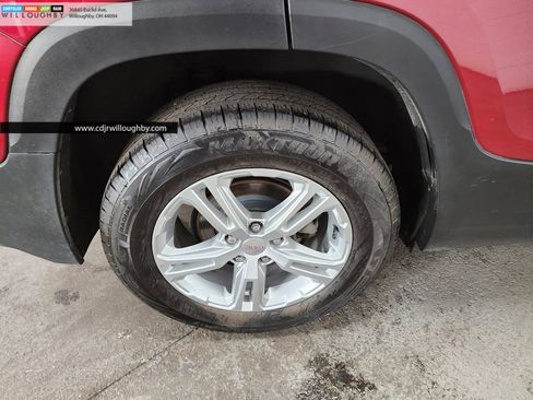 Used 2018 GMC Terrain SLE w/ Driver Convenience Package AWD/4WD image 38