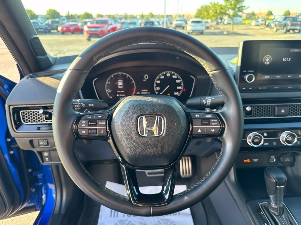 Used 2023 Honda Civic Sport image 15