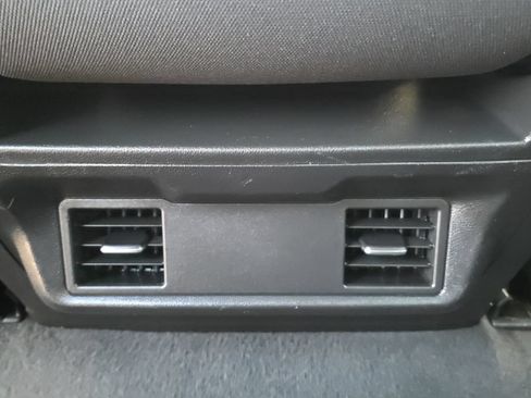 Used 2024 Chevrolet Silverado 3500 LT AWD/4WD image 31