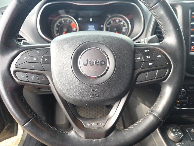 Used 2020 Jeep Cherokee Trailhawk w/ Cold Weather Group AWD/4WD image 15