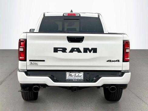 New 2026 RAM 1500 Big Horn AWD/4WD image 5