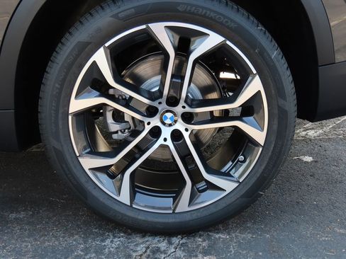 New 2026 BMW X5 xDrive40i w/ Executive Package image 44