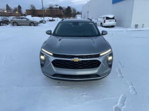 New 2026 Chevrolet Trax LT w/ Driver Confidence Package image 2