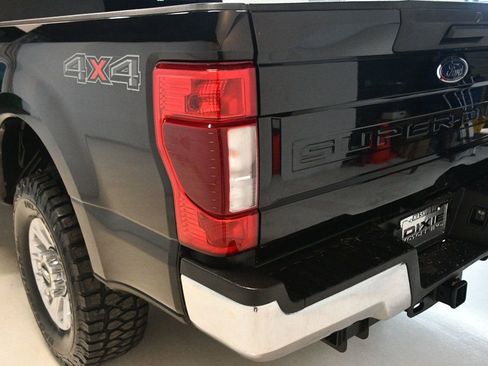 Used 2020 Ford F250 XLT w/ Snow Plow Prep Package image 14