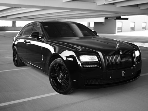 Used 2014 Rolls-Royce Ghost image 30