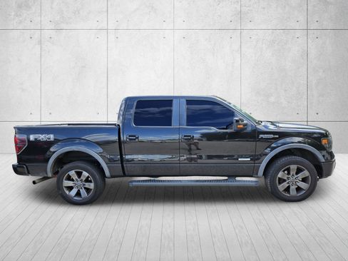 Used 2014 Ford F150 FX4 w/ Equipment Group 402A Luxury AWD/4WD image 8