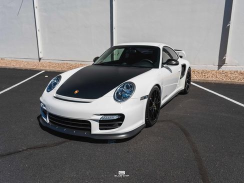 Used 2011 Porsche 911 GT2 RS RWD image 23