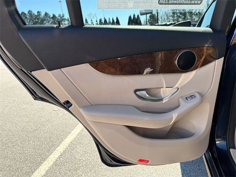 Used 2019 Mercedes-Benz GLC 300 GLC 300 image 22