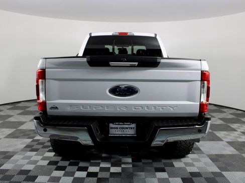 Used 2017 Ford F350 Lariat w/ Lariat Value Package AWD/4WD image 7