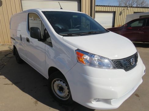 Used 2019 Nissan NV200 S w/ Cruise Control Package FWD image 3