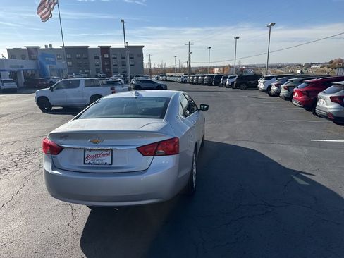 Used 2019 Chevrolet Impala LT image 16