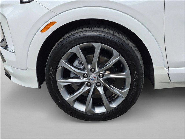 Used 2026 Buick Encore GX Avenir w/ Avenir Technology Package FWD image 23
