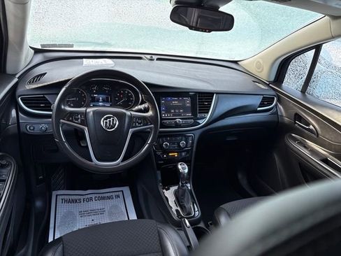 Certified 2022 Buick Encore Preferred w/ Safety Package image 11