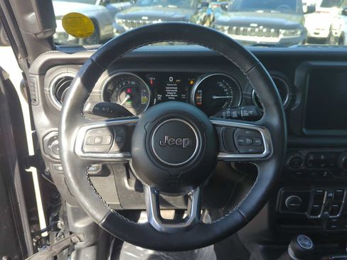 Used 2023 Jeep Wrangler Unlimited Sahara w/ Cold Weather Group AWD/4WD image 16