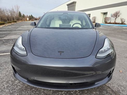 Used 2018 Tesla Model 3 Long Range image 13