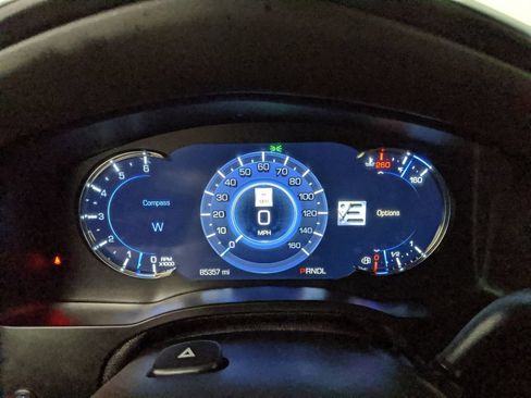 Used 2019 Cadillac Escalade ESV Platinum AWD/4WD image 11