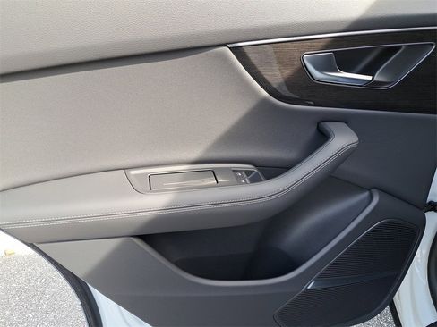 New 2026 Audi Q8 Premium Plus image 29