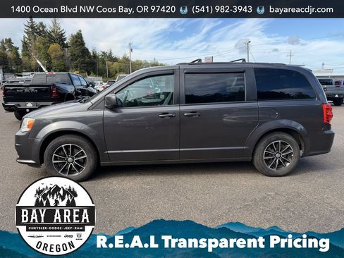 Used 2018 Dodge Grand Caravan GT FWD image 8