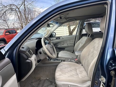 Used 2010 Subaru Forester 2.5X Premium image 47