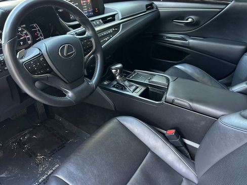 Used 2020 Lexus ES 350 w/ Premium Package FWD image 4