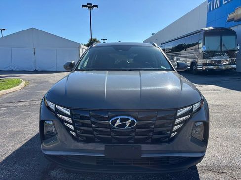 Used 2024 Hyundai Tucson SEL FWD image 2