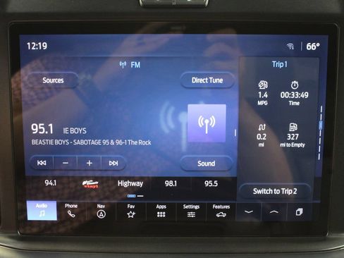 Used 2026 Ford F350 Lariat w/ Tremor Off-Road Package AWD/4WD image 32