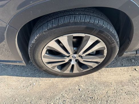 Used 2019 Subaru Ascent Limited AWD/4WD image 6