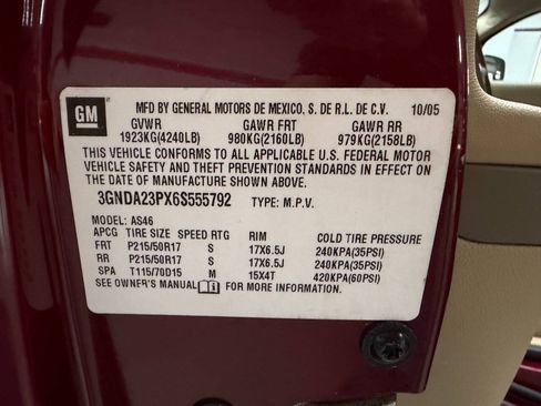 Used 2006 Chevrolet HHR LT w/ Preferred Equipment Group FWD image 29