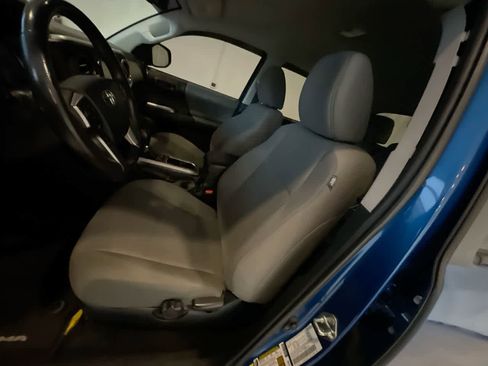 Used 2018 Toyota Tacoma SR5 image 11