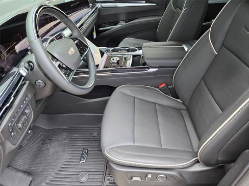 New 2026 Cadillac Escalade Sport w/ Touring Package AWD/4WD image 11