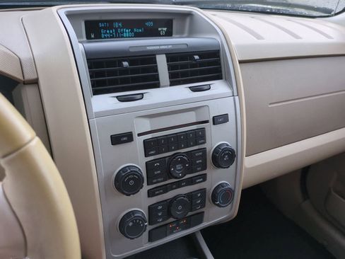 Used 2012 Ford Escape XLT FWD image 27