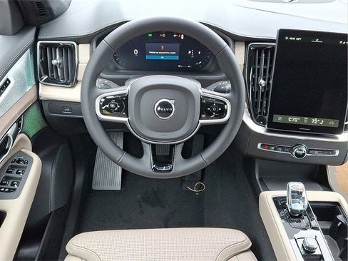 New 2026 Volvo XC90 B6 Ultra w/ Lounge Package image 5