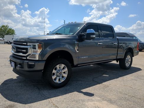 Certified 2020 Ford F250 Platinum AWD/4WD image 6