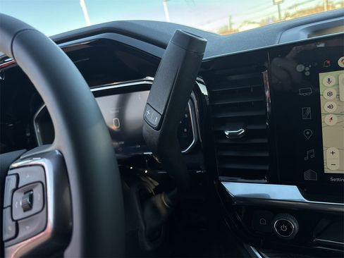 New 2026 Chevrolet Silverado 3500 LT image 25