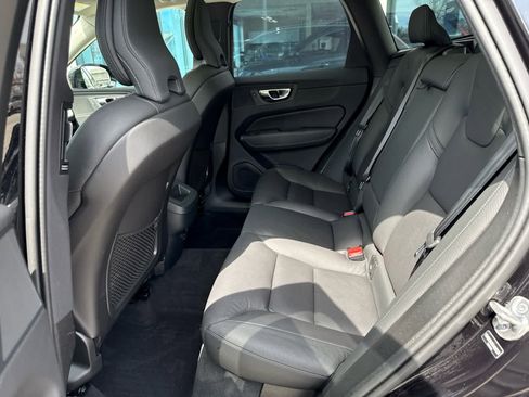 Used 2025 Volvo XC60 B5 Plus w/ Protection Package Premier image 10