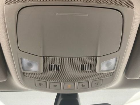 Used 2019 Ford Fusion SE image 42