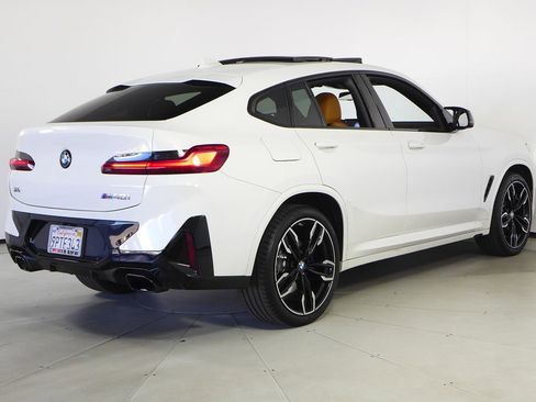 Used 2025 BMW X4 M40i w/ Premium Package image 7