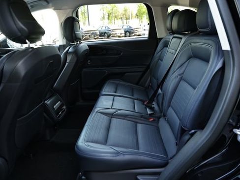 Used 2024 Lincoln Nautilus Reserve w/ Equipment Group 202A AWD/4WD image 26