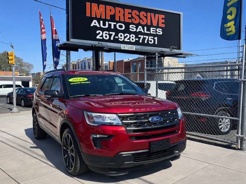 Used 2019 Ford Explorer XLT w/ Equipment Group 202A image 1