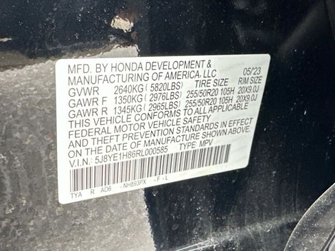 Used 2024 Acura MDX SH-AWD w/ Advance Package image 31