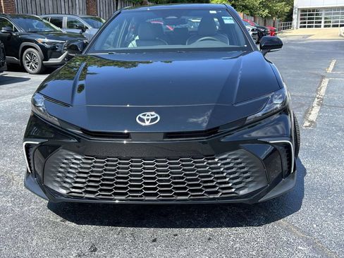 New 2026 Toyota Camry SE FWD image 8