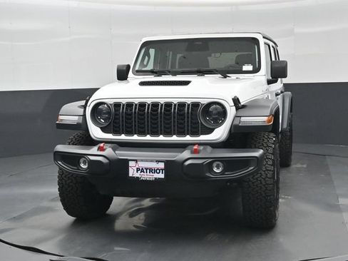 Used 2026 Jeep Wrangler Unlimited Rubicon AWD/4WD image 34