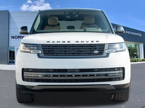 New 2026 Land Rover Range Rover Long Wheelbase SE AWD/4WD image 2