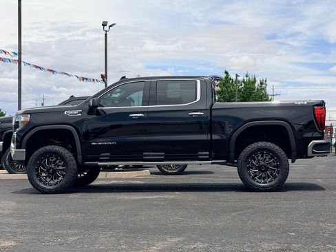 Used 2019 GMC Sierra 1500 SLT w/ SLT Premium Plus Package AWD/4WD image 36