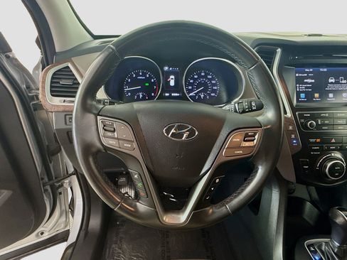 Used 2019 Hyundai Santa Fe XL SE w/ SE Premium Package 02 FWD image 13