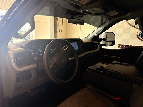 Used 2025 Ford F250 XL w/ STX Appearance Package image 11
