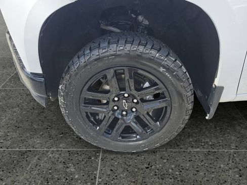 Used 2021 Chevrolet Silverado 1500 LT Trail Boss AWD/4WD image 16