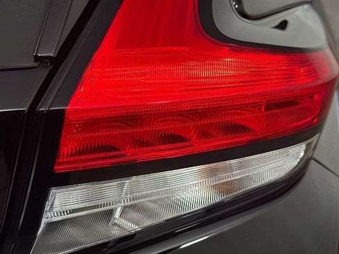 Used 2022 Nissan Leaf SV Plus image 32