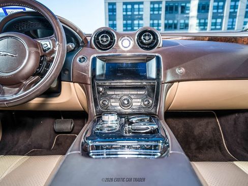 Used 2012 Jaguar XJ RWD image 56